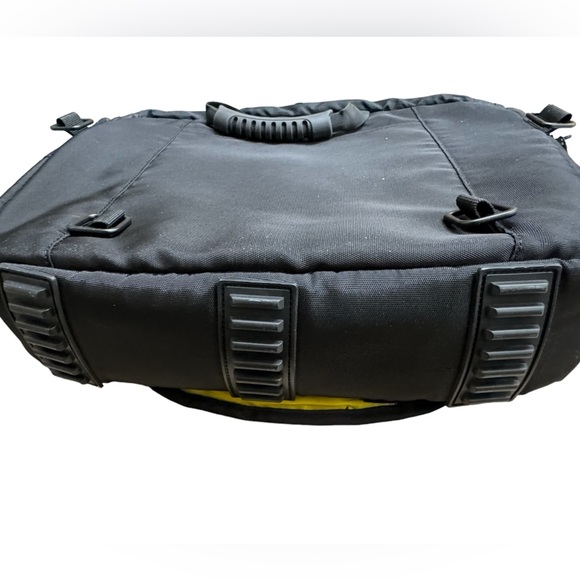 Lance Armstrong Live Strong Black Yellow High End Laptop Bag MINTY - Picture 7 of 11